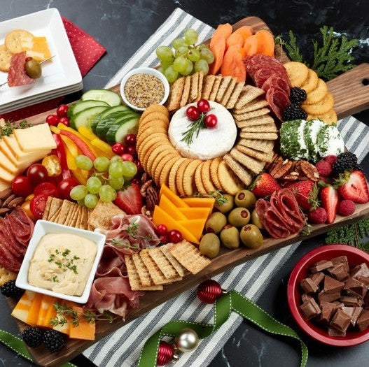 Cheeses boards with 7 French cheeses